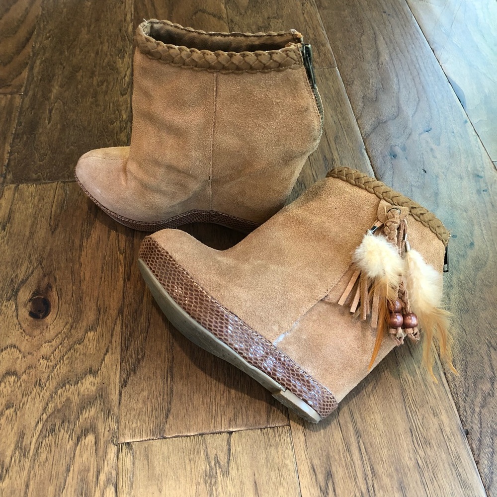 chinese laundry brand platform wedge ankle booties